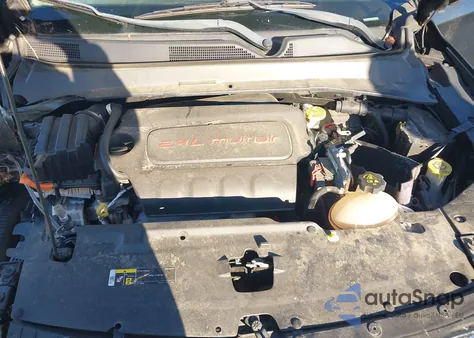 2019 Jeep Compass Sport Fwd из США, поврежденный, VIN 3C4NJCAB2KT615336